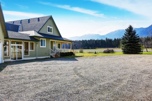 Gravel Driveway Repair in Redding