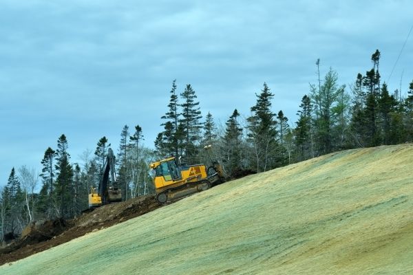Hill Grading in Redding