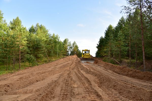 Cost of Road Regrading Service in Redding